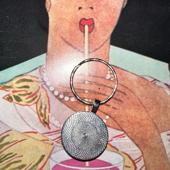 Cheshire cat key ring - Picture 3 of 4